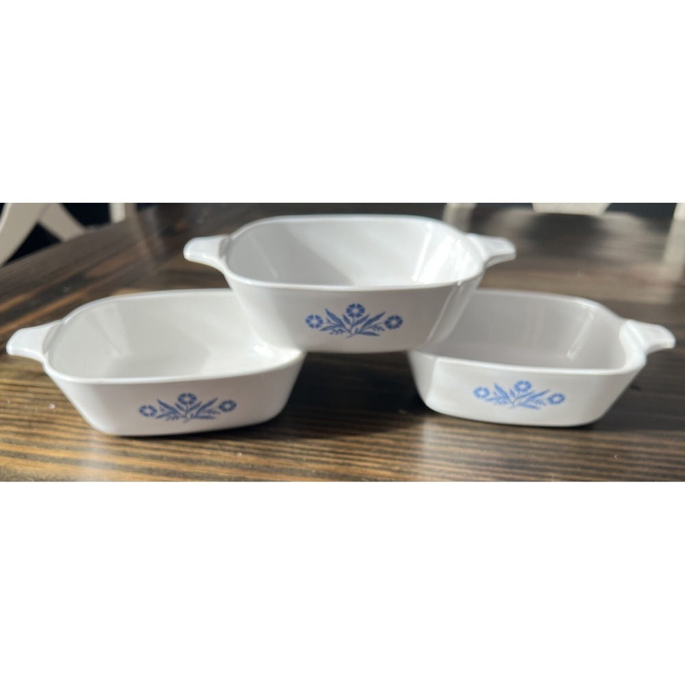 3 Vintage CORNING WARE Blue Cornflower PETITE PAN P-41  1 & 3/4 Cup Made in USA